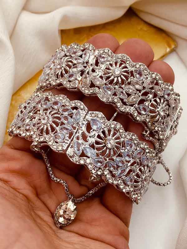 Egyptian Openable Bangles (Pair) NJ-1548 - Image 3