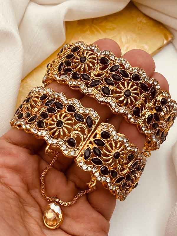 Egyptian Openable Bangles (Pair) NJ-1548 - Image 8