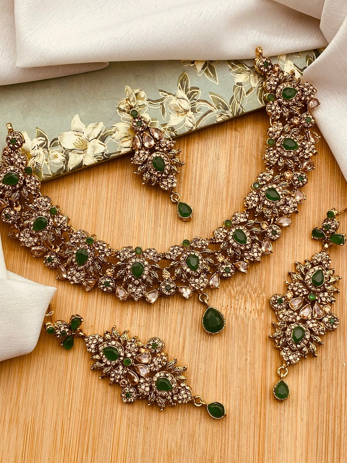 Premium quality Noratan Necklace Set NJ-1027-Golden - Image 5